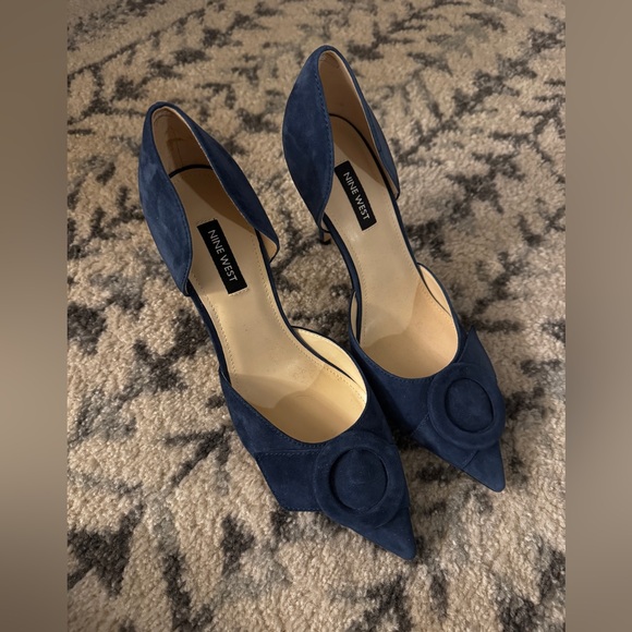 NEW Nine West Frolly High Women's Heels Navy Suede, Size 8.5 - Picture 2 of 5